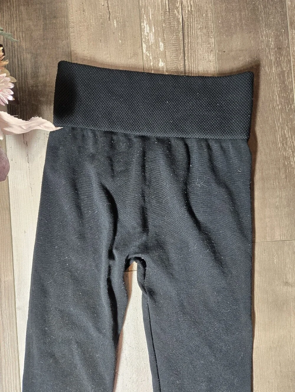 Black High-Waisted Women's Leggings - Classic Comfort